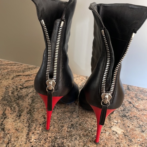 Giuseppe Zanotti Open Toe Leather Booties - Picture 8 of 8